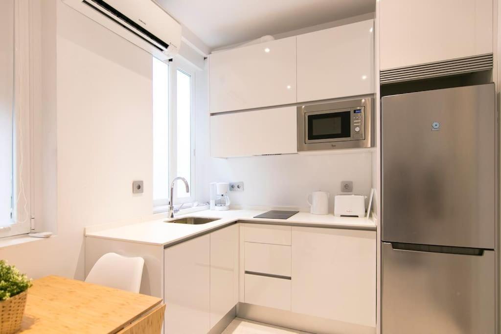 En El Corazon De Madrid, Museos Apartment Ngoại thất bức ảnh