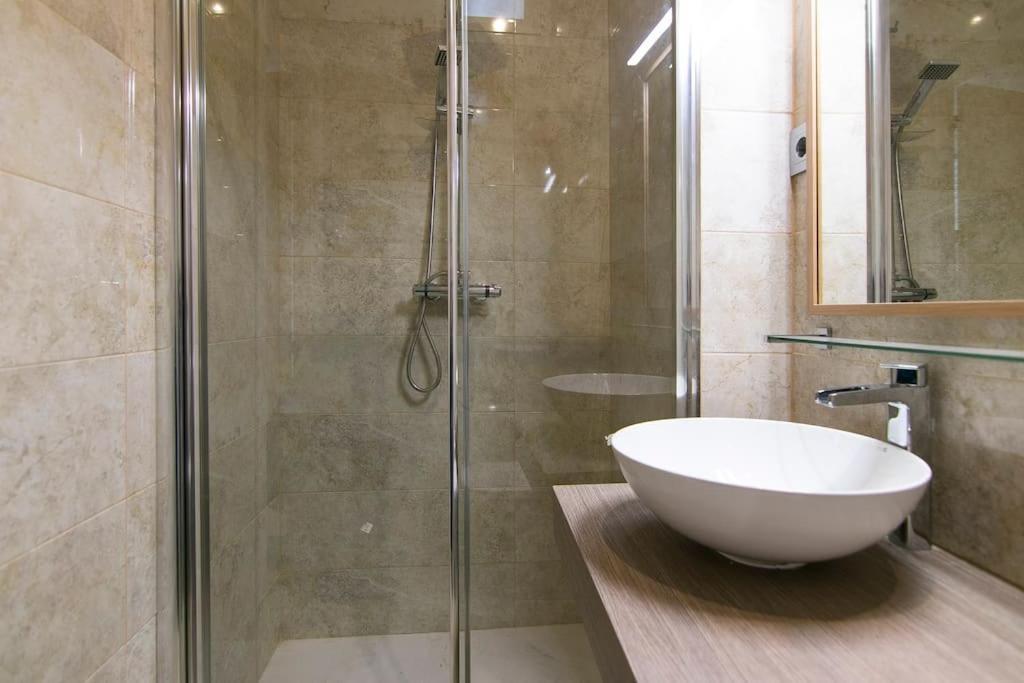 En El Corazon De Madrid, Museos Apartment Ngoại thất bức ảnh