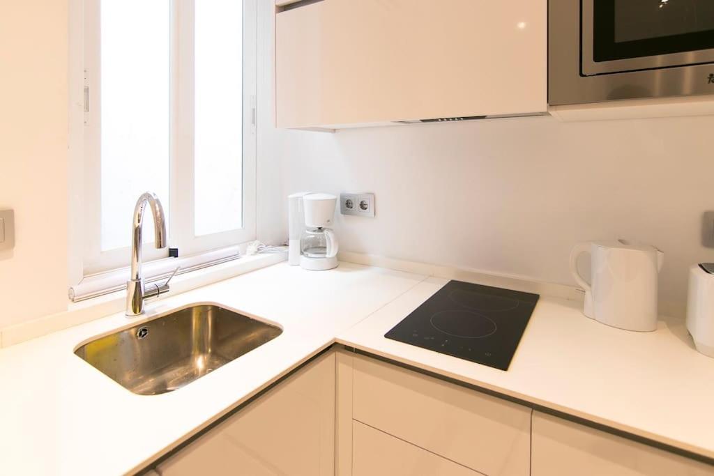 En El Corazon De Madrid, Museos Apartment Ngoại thất bức ảnh